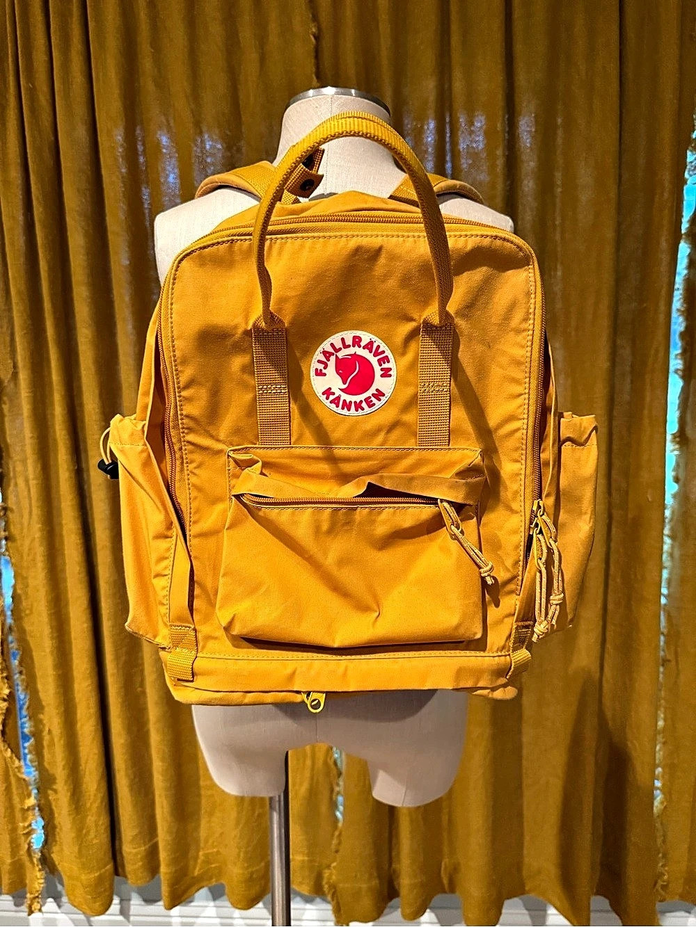 Fjallraven Kånken Outlong Backpack Yellow